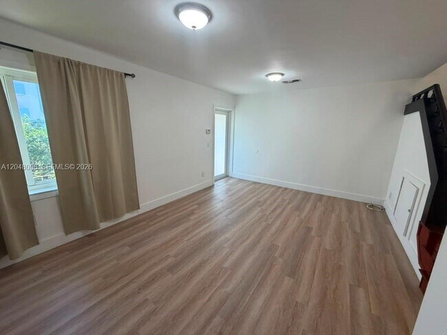 Foto del edificio - 655 85th St