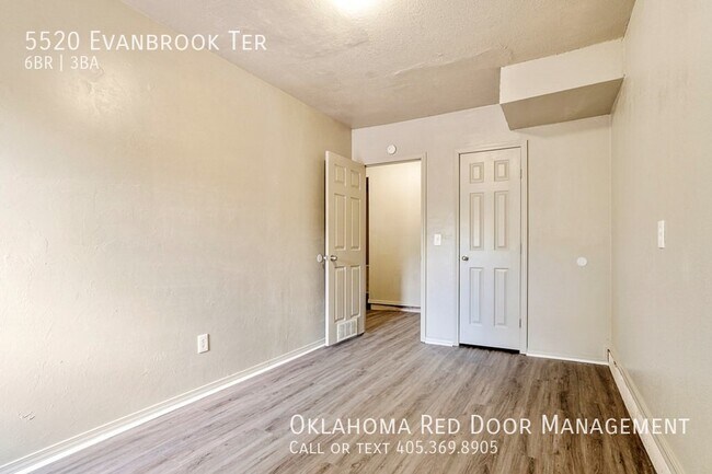 Foto del edificio - 5520 Evanbrook Terrace