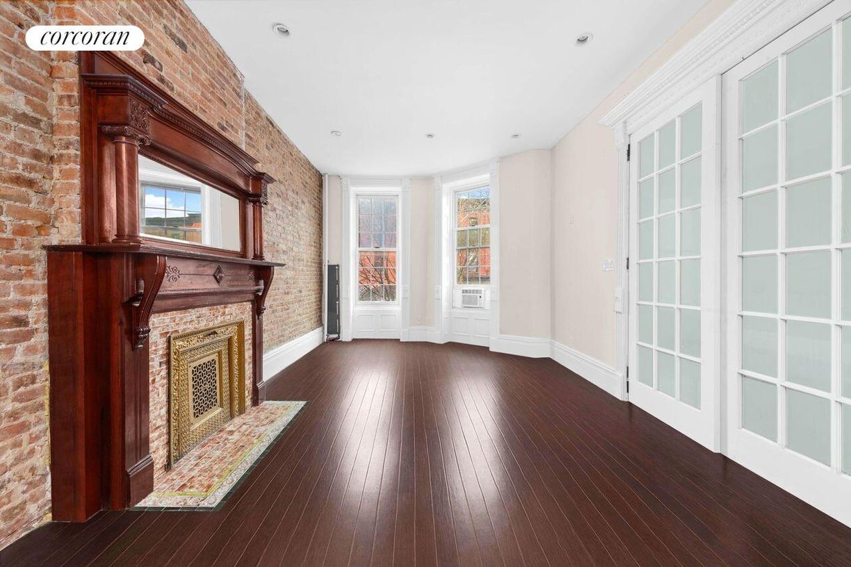 Foto principal - 621 Macon St