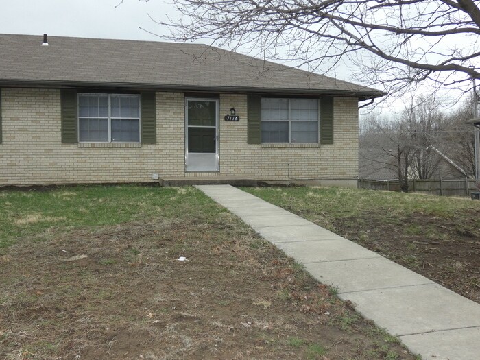 7114 N Park Ave, Gladstone, MO 64118 House Rental in Gladstone, MO