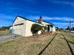 Primary Photo - 2/1 House in Central Eureka with Large Yar...