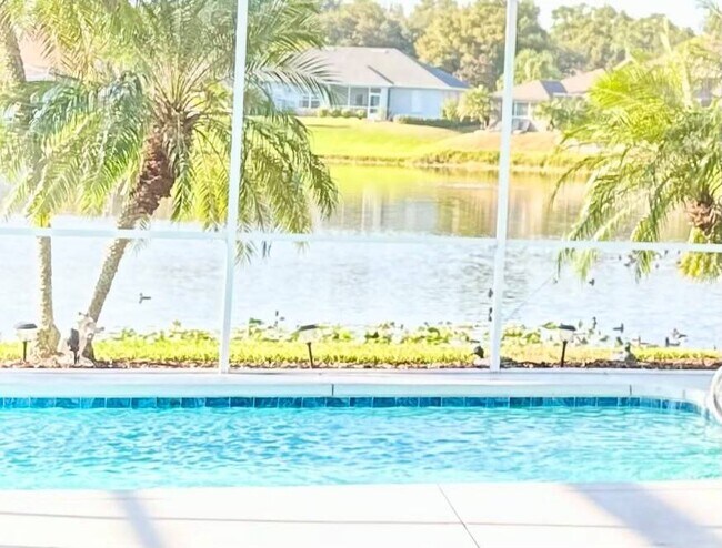 Foto del edificio - 6726 Engle Lake Dr