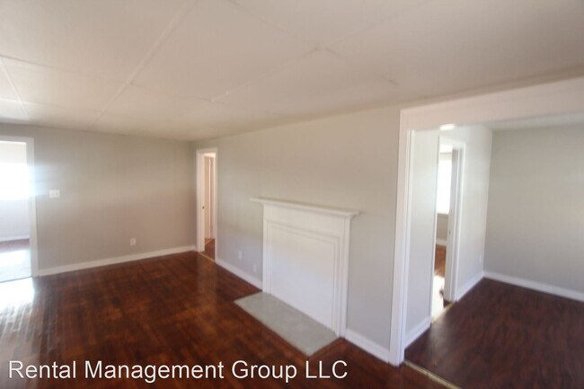 Building Photo - 3 br, 1.5 bath House - 6600 Seminole Drive