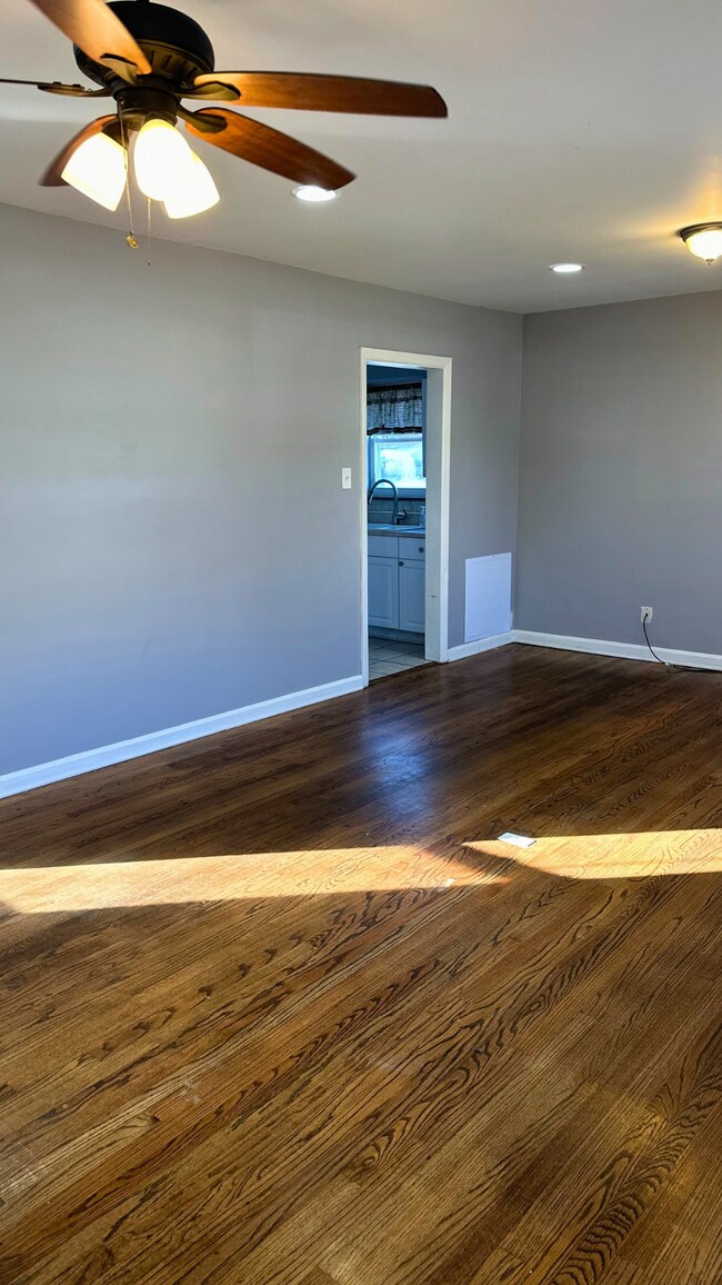 467 Elm St Unit 2, Ludlow, KY 41016 Apartments in Ludlow, KY