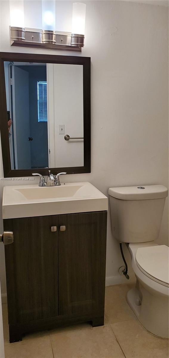 8450 Sunrise Lakes Blvd Unit 210, Sunrise, FL 33322 Condo for Rent in Sunrise, FL