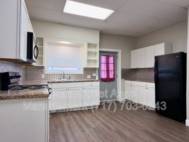 Foto del edificio - 100 S Front St