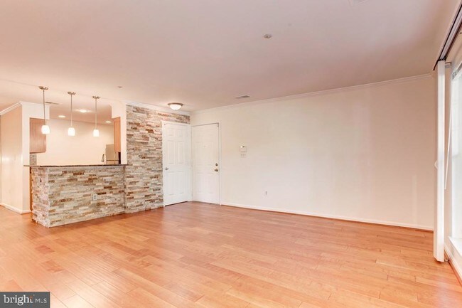Building Photo - 6101 Wigmore Ln