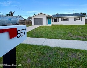Building Photo - 557 Chantilly Dr