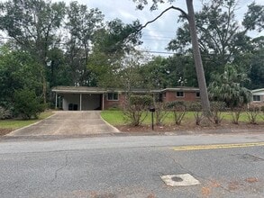 Building Photo - 2208 Joyner Dr