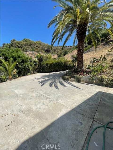 Primary Photo - 1361 De Luz Rd