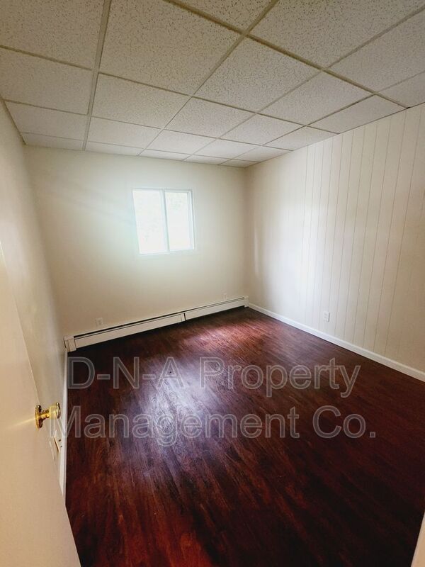 Building Photo - 1332 Dreher Ave