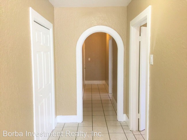 Foto del edificio - 1549 Linden Ave