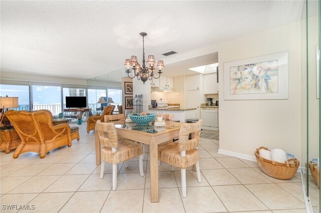 Building Photo - 3443 Gulf Shore Blvd N