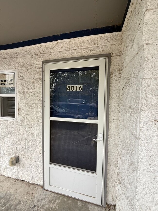 Foto del edificio - 4012 Delaware Ave