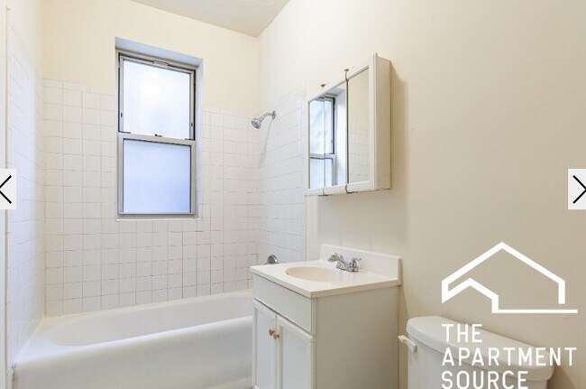 Foto del edificio - 556 W Aldine Ave