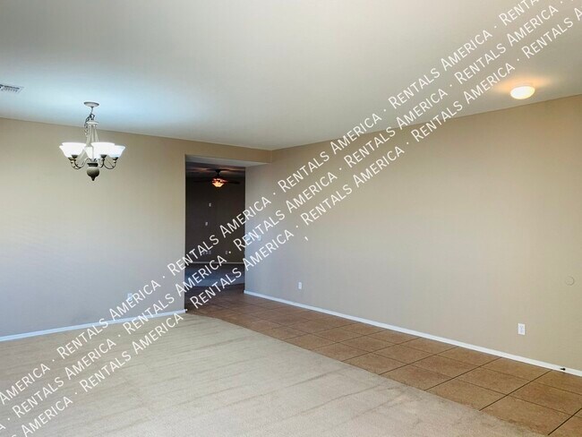 Building Photo - 664 W Silver Reef Ct