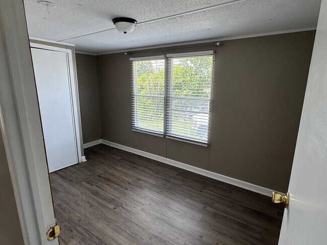 Foto del edificio - 2 Bedroom 1 Bath Mobile Home located in Gr...