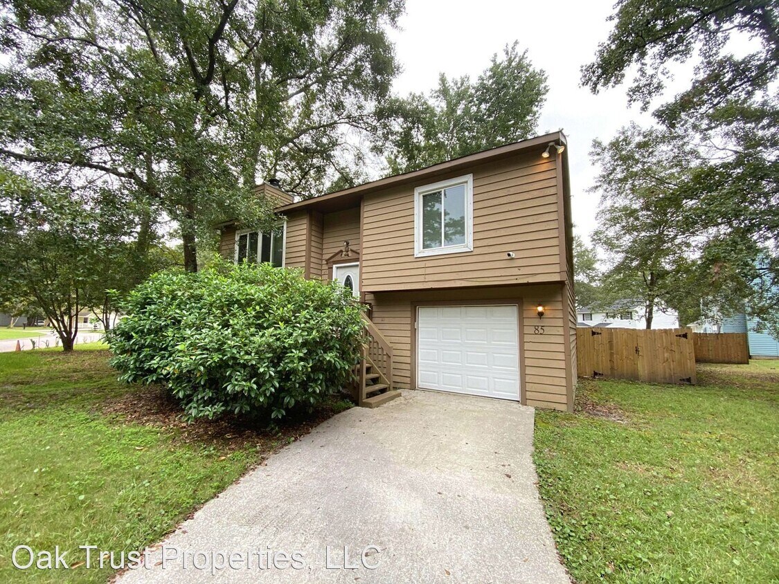 Primary Photo - 3 br, 2 bath House - 85 Peppertree Lane