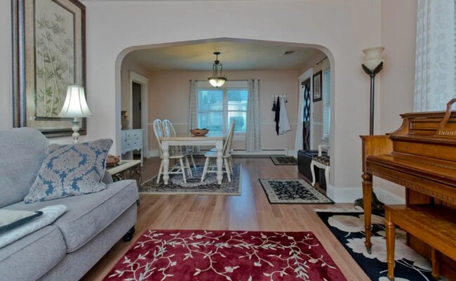 Building Photo - 52 Ludger Ave