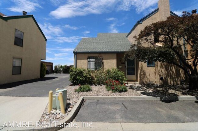 Building Photo - 3 br, 2 bath House - 1509 Georgene Dr. NE