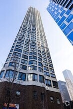 Building Photo - 405 N Wabash Ave