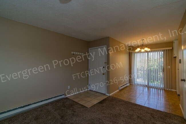 Foto del edificio - Great 2 bed 1 bath Condo in a Great Location!