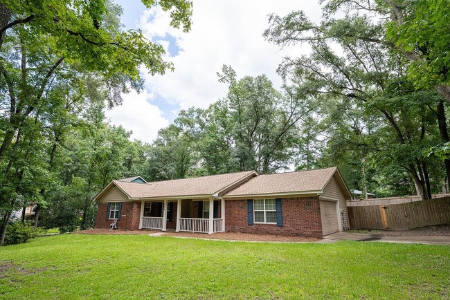 Building Photo - 4679 Inisheer Dr
