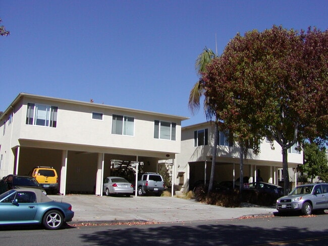 Building Photo - 609 Montana Ave