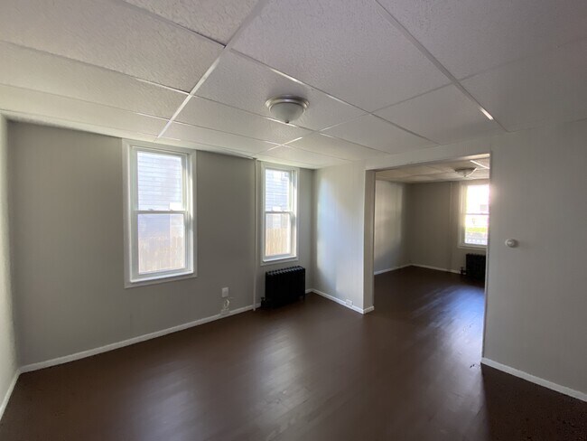 Building Photo - 413 N Pitt St
