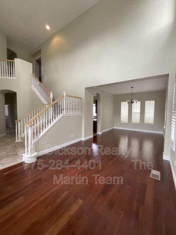 Building Photo - 2810 Halo Dr
