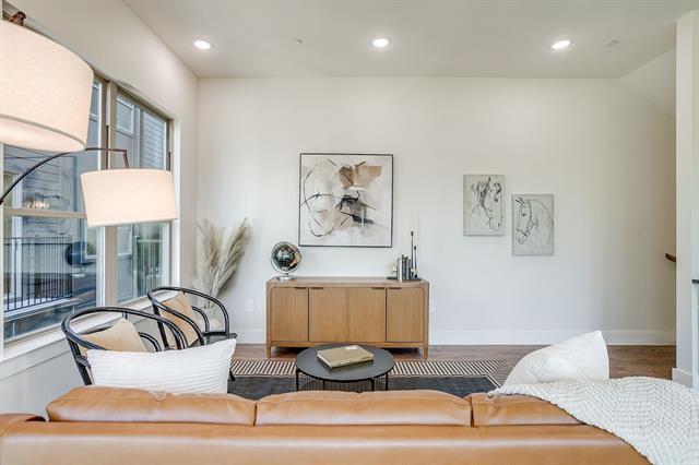 Foto del edificio - 302 Foch St