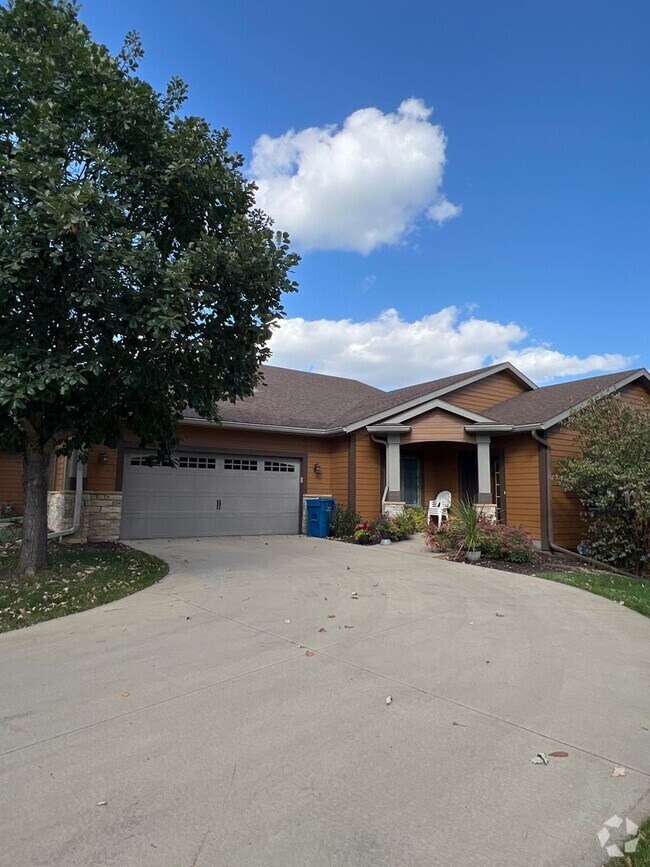 Manorwood Lakes Apartments under 1,500 Rochester, MN 1 Rentals