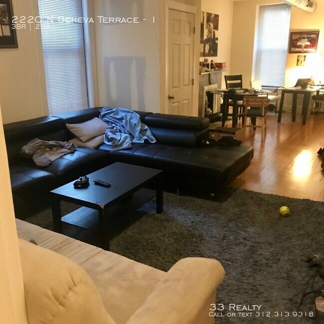 Foto del edificio - 2220 N Geneva Terrace