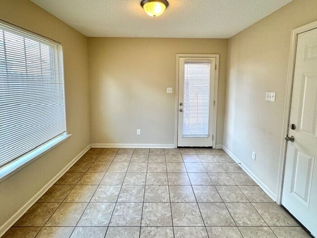 Building Photo - Now Leasing A 3 Bedroom 2 Bath home in Cor...
