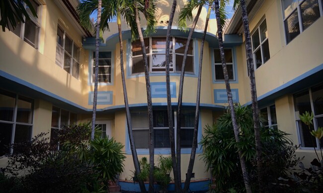 Building Photo - 1051 Euclid Ave