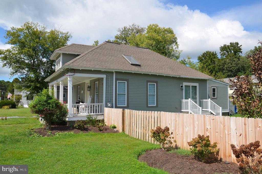 Foto principal - 207 Dodson Ave