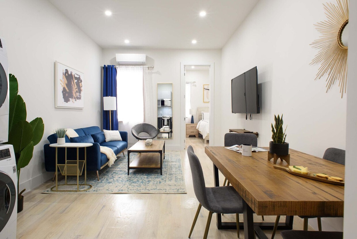 Foto principal - 315 E 78th St