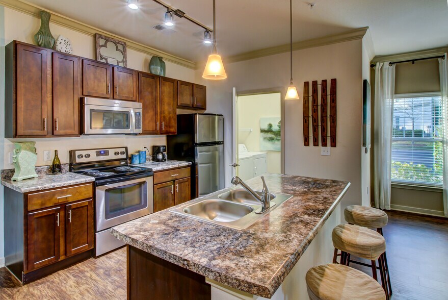 Seagrass Apartment Homes