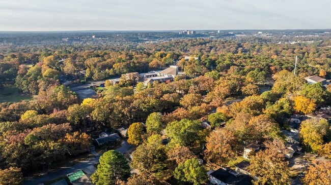 Building Photo - 7400 L St