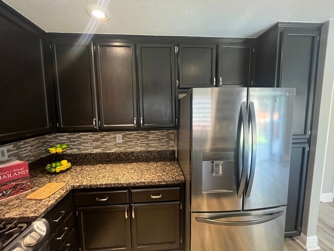 Foto del edificio - Nice 3 bedroom family home for rent in great Rocklin location