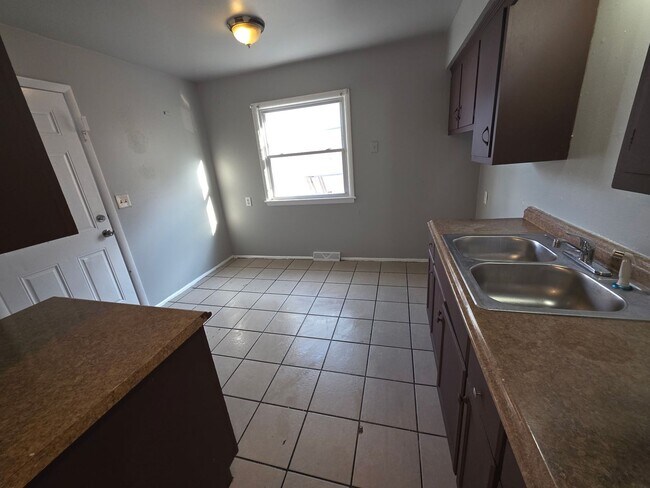Foto del edificio - 4706-4708-4708 N 52nd St