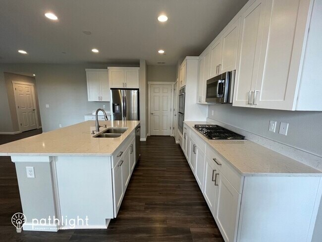 Foto del edificio - 4238 Andasio Loop SE, Port Orchard, WA, 98366