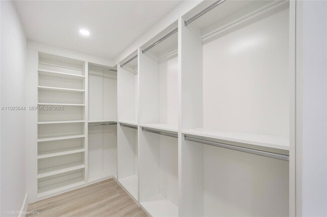 Foto del edificio - 1654 SW 18th Ave