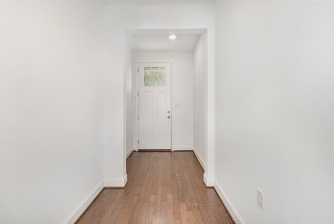 Foto del edificio - 3257 Lark Wy