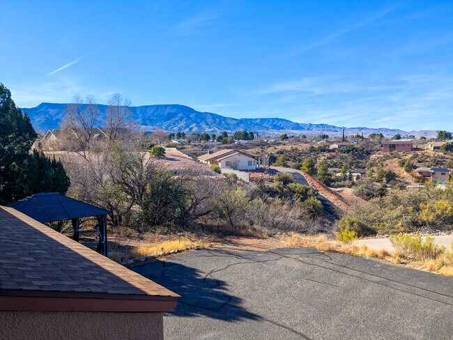 Foto del edificio - 4100 E Mission Ln