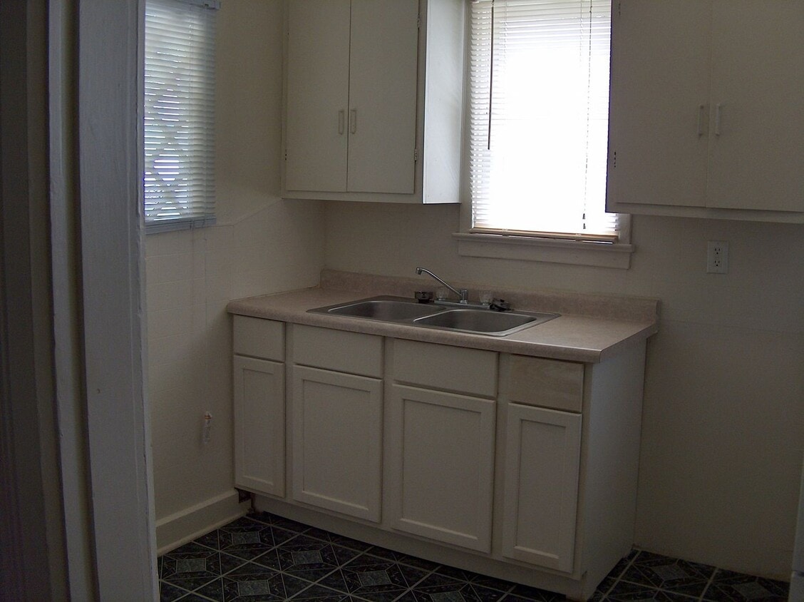 Foto del edificio - 216-218 Tinkler St