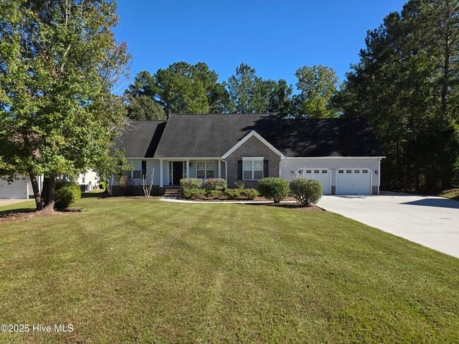 Building Photo - 345 Farina Dr