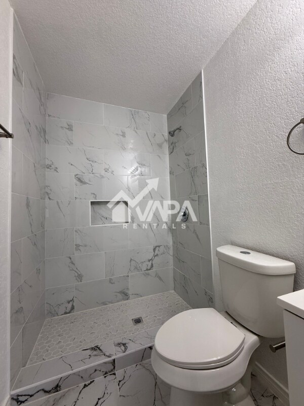 Building Photo - 4455 Sherwood Way