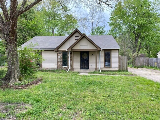 Building Photo - 3681 Barberry St