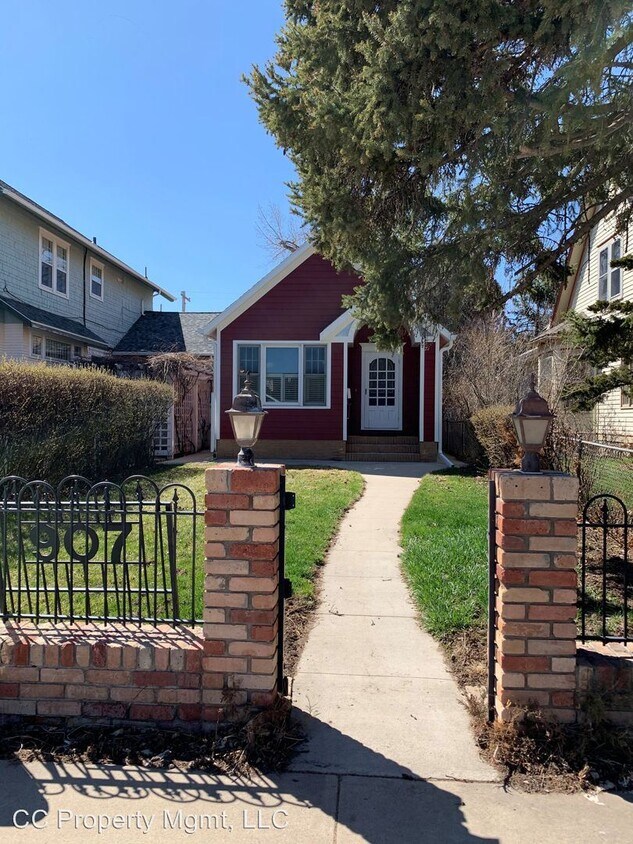 Primary Photo - 3 br, 2 bath House - 907 Columbus St